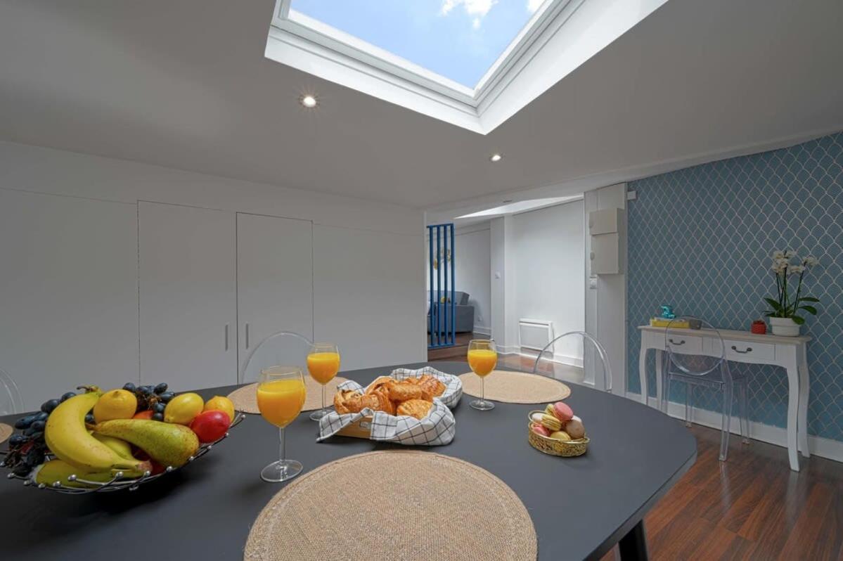 Magnifique Appartement A Pied Du Chateau Versailles Luaran gambar