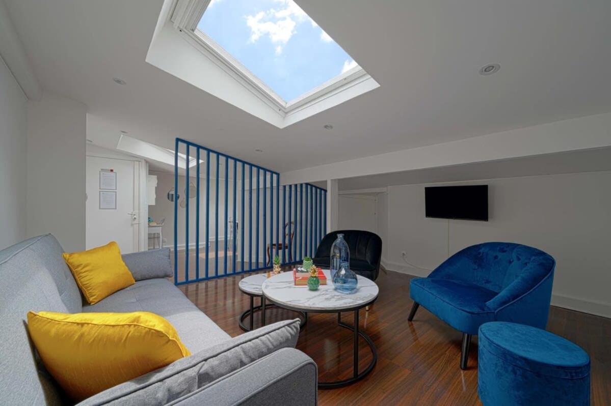 Magnifique Appartement A Pied Du Chateau Versailles Luaran gambar
