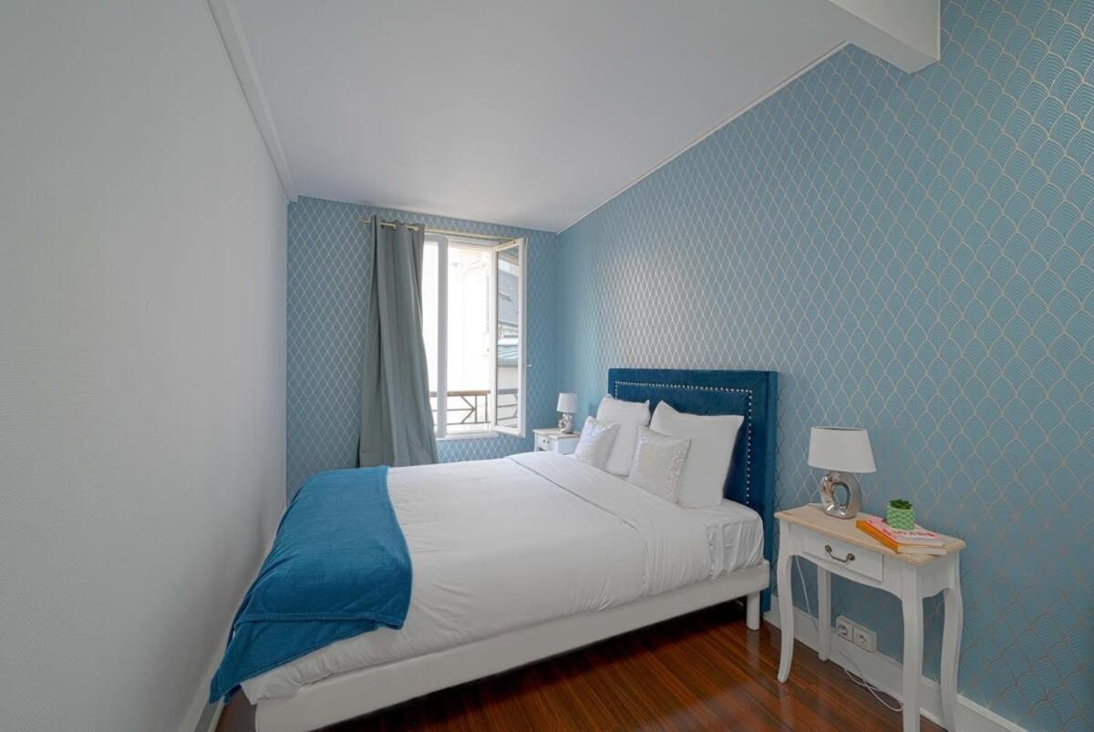 Magnifique Appartement A Pied Du Chateau Versailles Luaran gambar